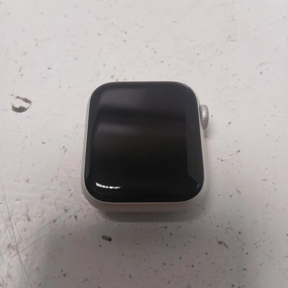 APPLE SERIES 6 WATCH
