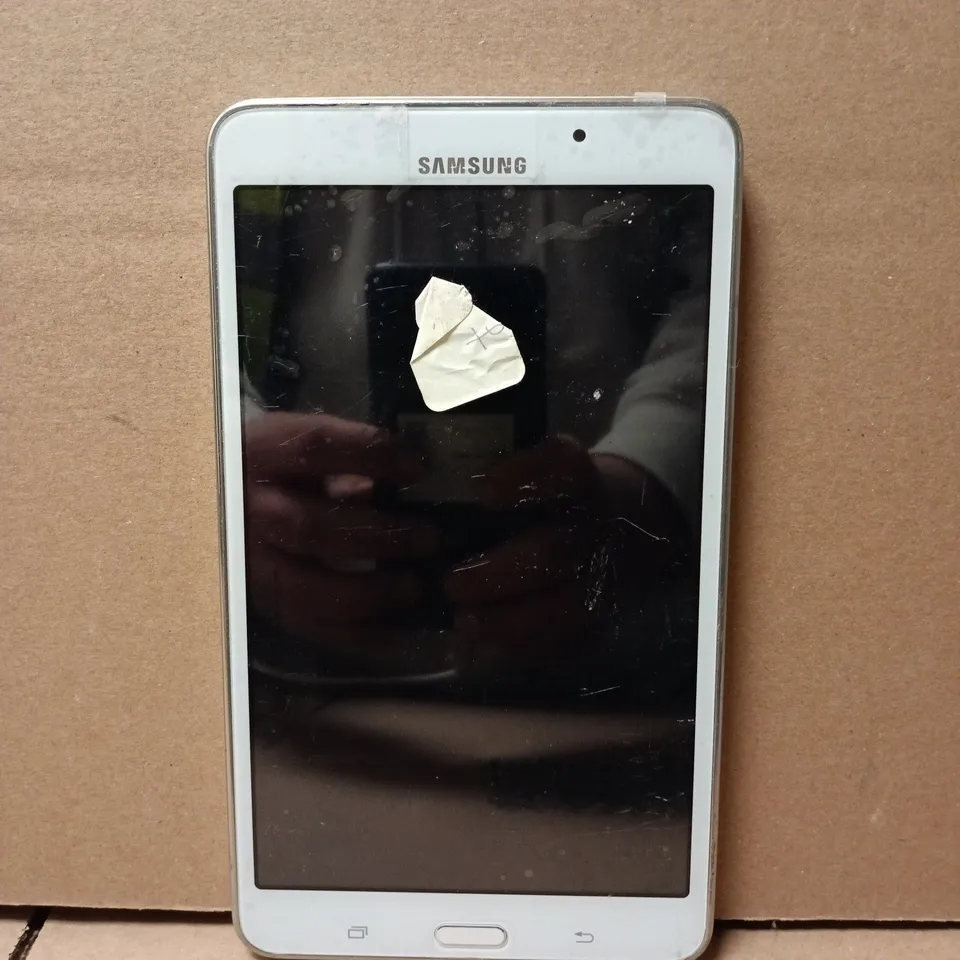 SAMSUNG GALAXY TABLET - SM-T230