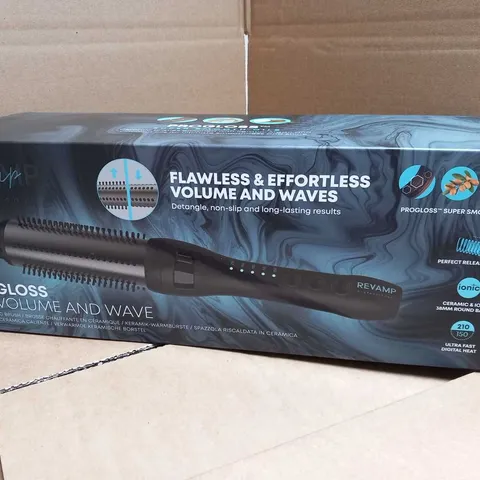 BOXED REVAMP PROFESSIONAL PROGLOSS BIG VOLUME AND WAVE