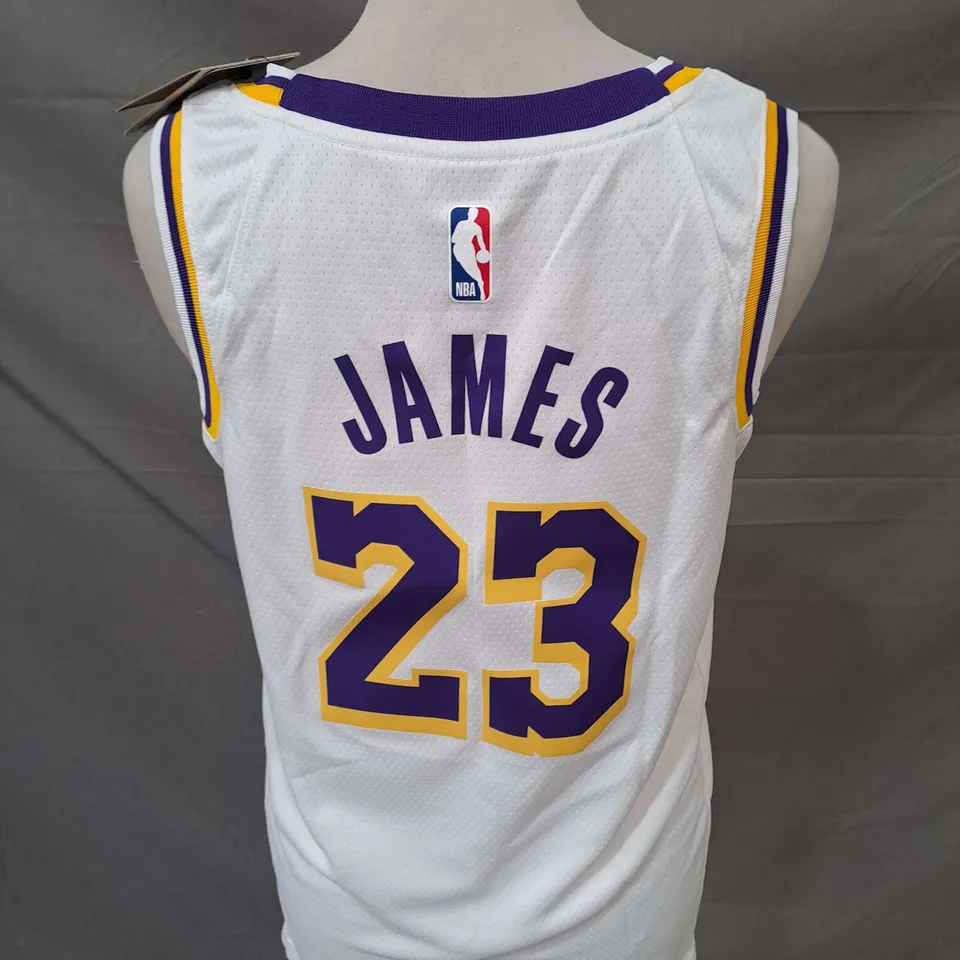 NBA LA LAKER JERSEY SIZE XS - WITH JAMES 23