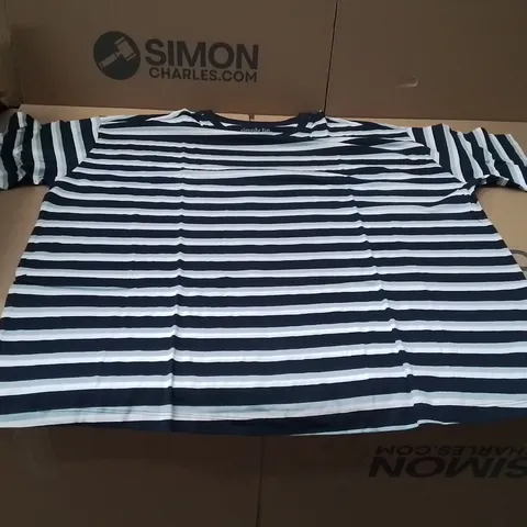 BOXED BRAND NEW APPROXIMATELY 31 SIMPLY BE CREW NECK TEE BLUE STRIPES SIZE 18