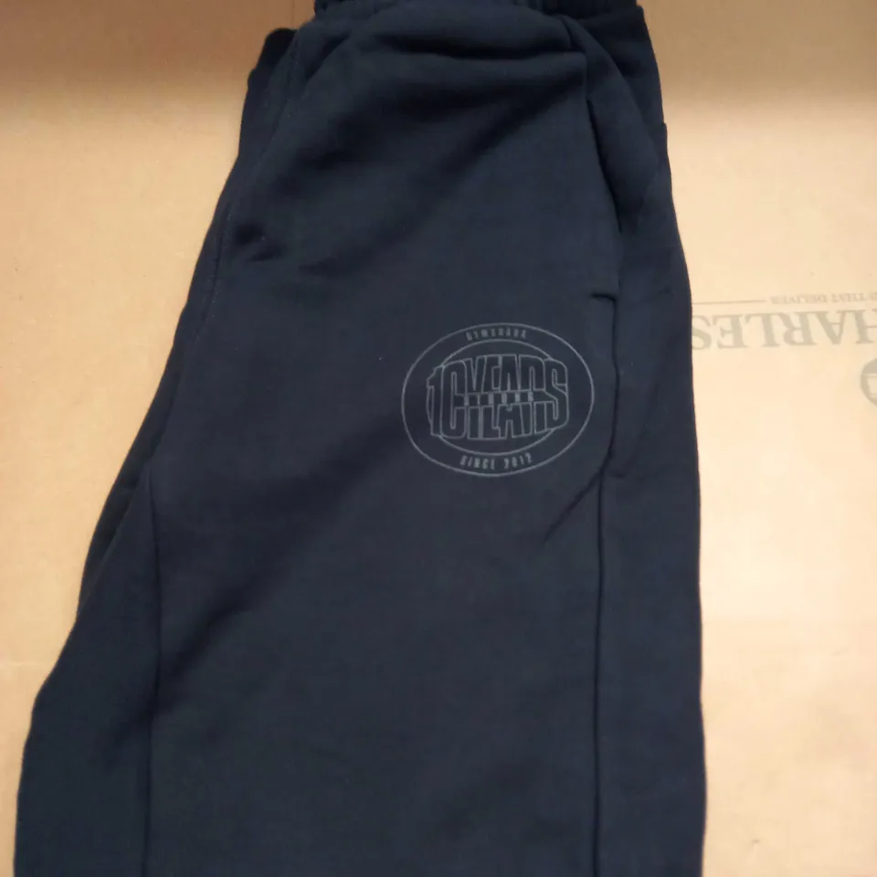 GYMSHARK TRANING TRACKIE BOTTOMS SIZE XS