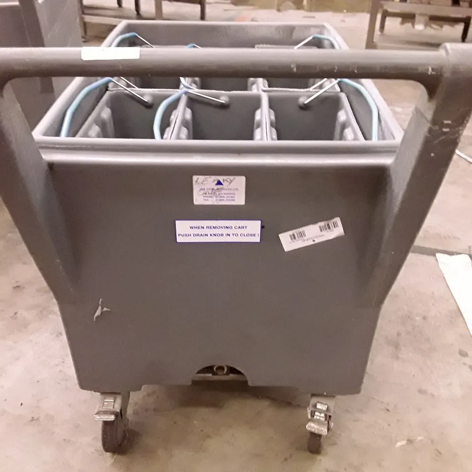 FOLLETT ICE TRANSPORT CART - SMART CART 240