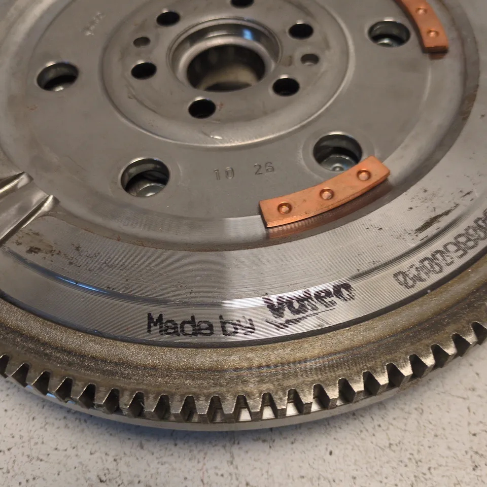 VALEO FLYWHEEL / CLUTCH ASSEMBLY (MADE BY VALEO) – AUTOMOTIVE PARTS