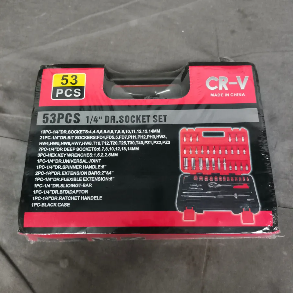 53-PIECE 1/4IN DRIVE SOCKET SET (CR-V) – BOXED