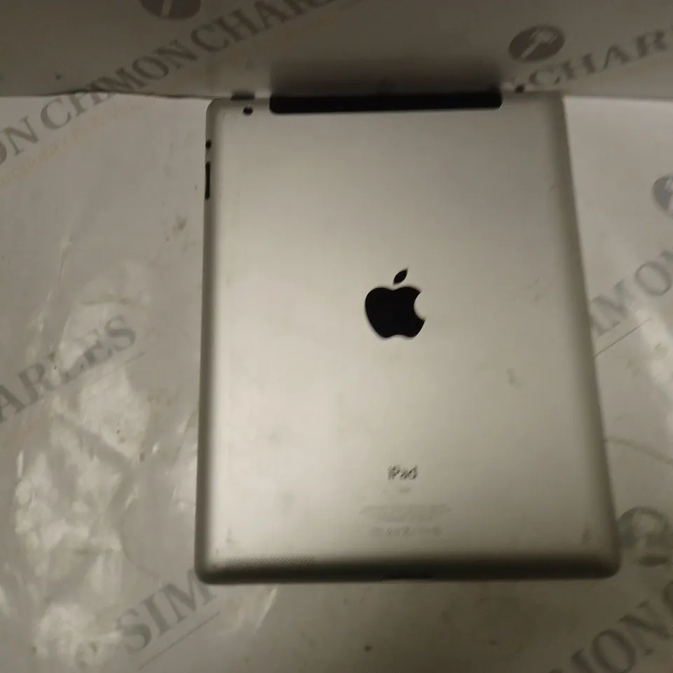 APPLE IPAD MODEL A1396 16GB SILVER