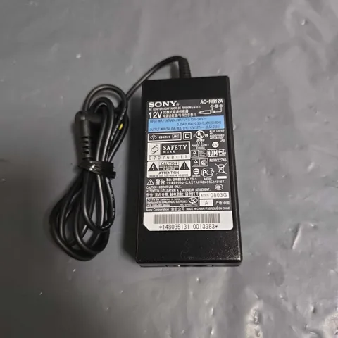 APPROXIMATELY 40 BRAND NEW SONY POWER ADAPTERS