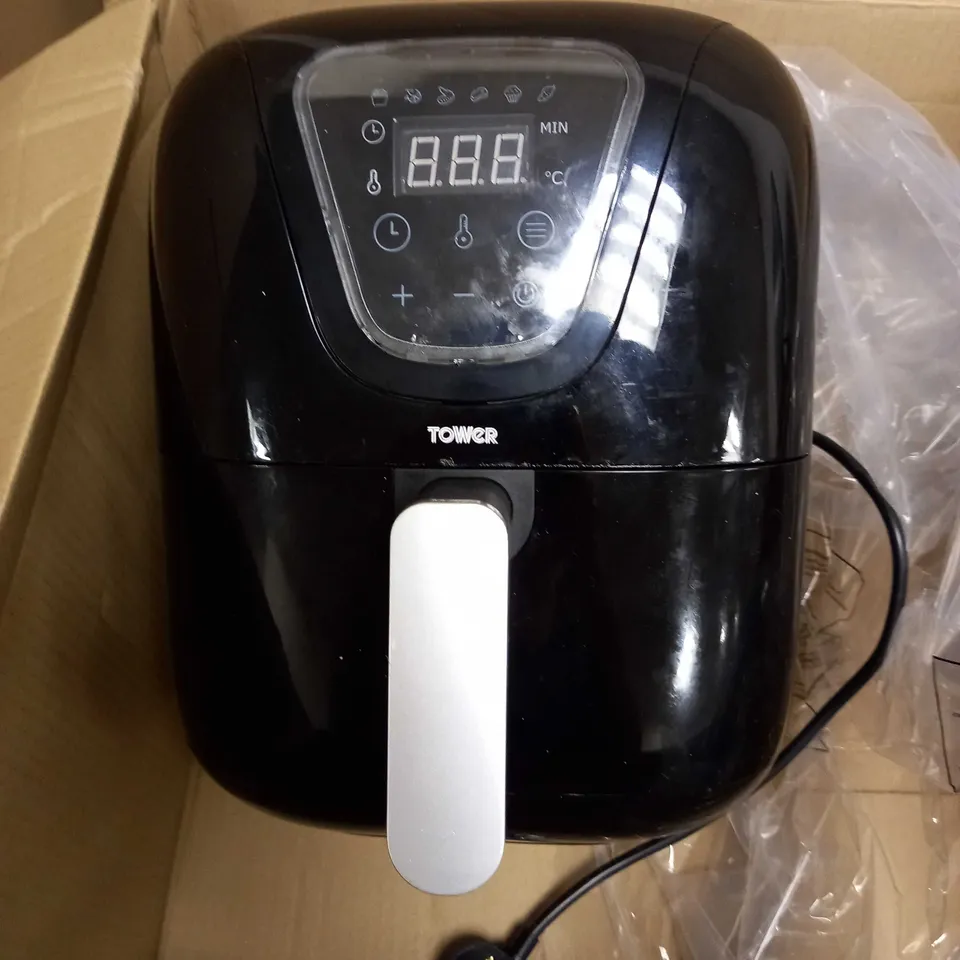 TOWER T17068 VORTX DIGITAL AIR FRYER 