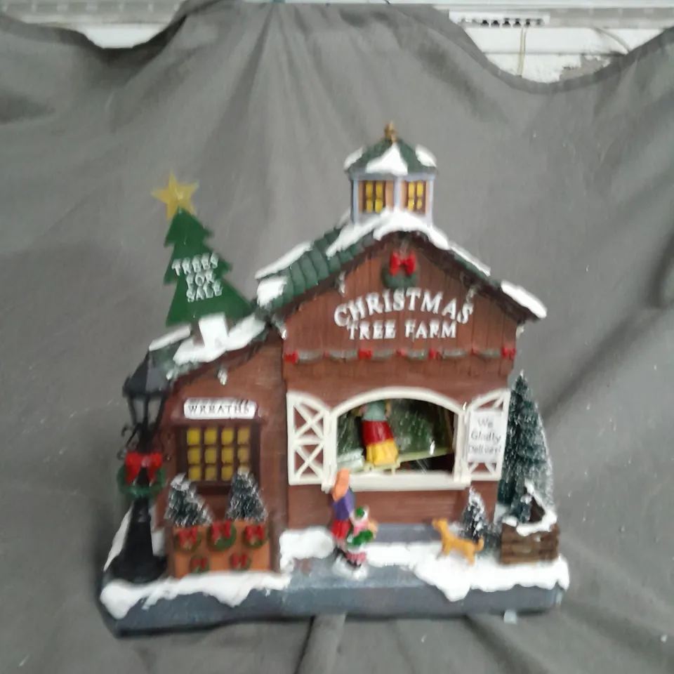 CHRISTMAS TREE FARM SCENE WITH LIGHTS AND MUSIC RRP £39.99