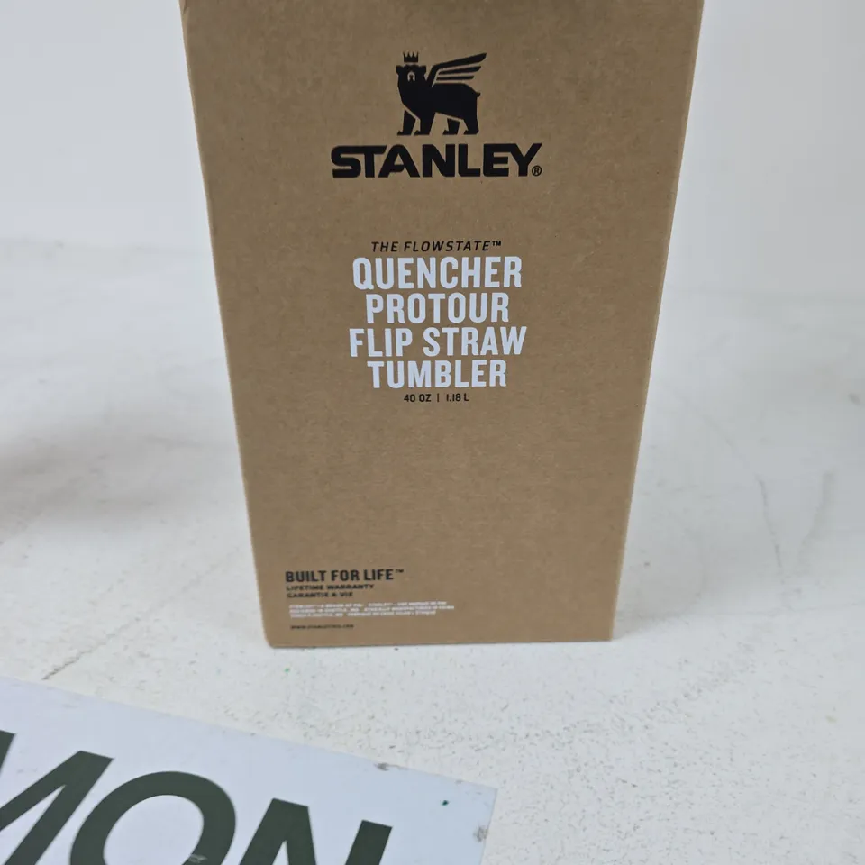 STANLEY QUENCHER PROTOUR FLIP STRAW TUMBLER 40 OZ (1.18 L) PINK