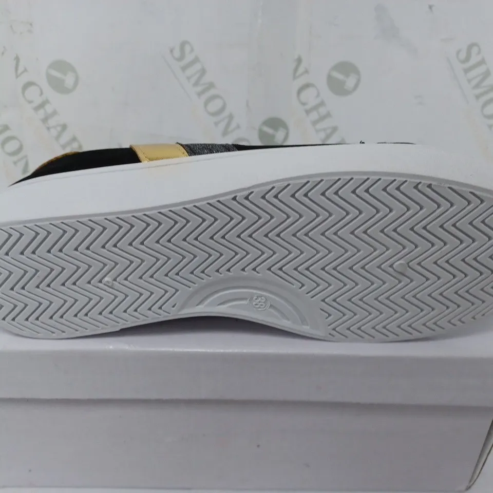 BOXED PAIR OF KS-508 LACE UP TRAINERS IN BLACK/GOLD/SILVER - SIZE 38