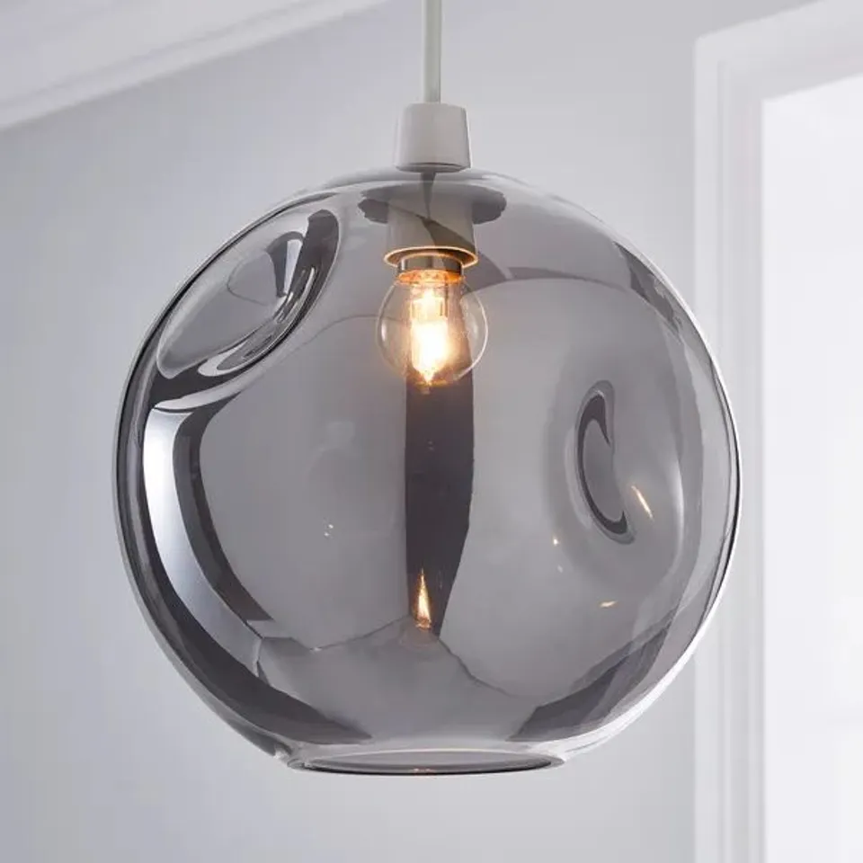 BOXED ALEXIS GLASS EASY FIT PENDANT SHADE