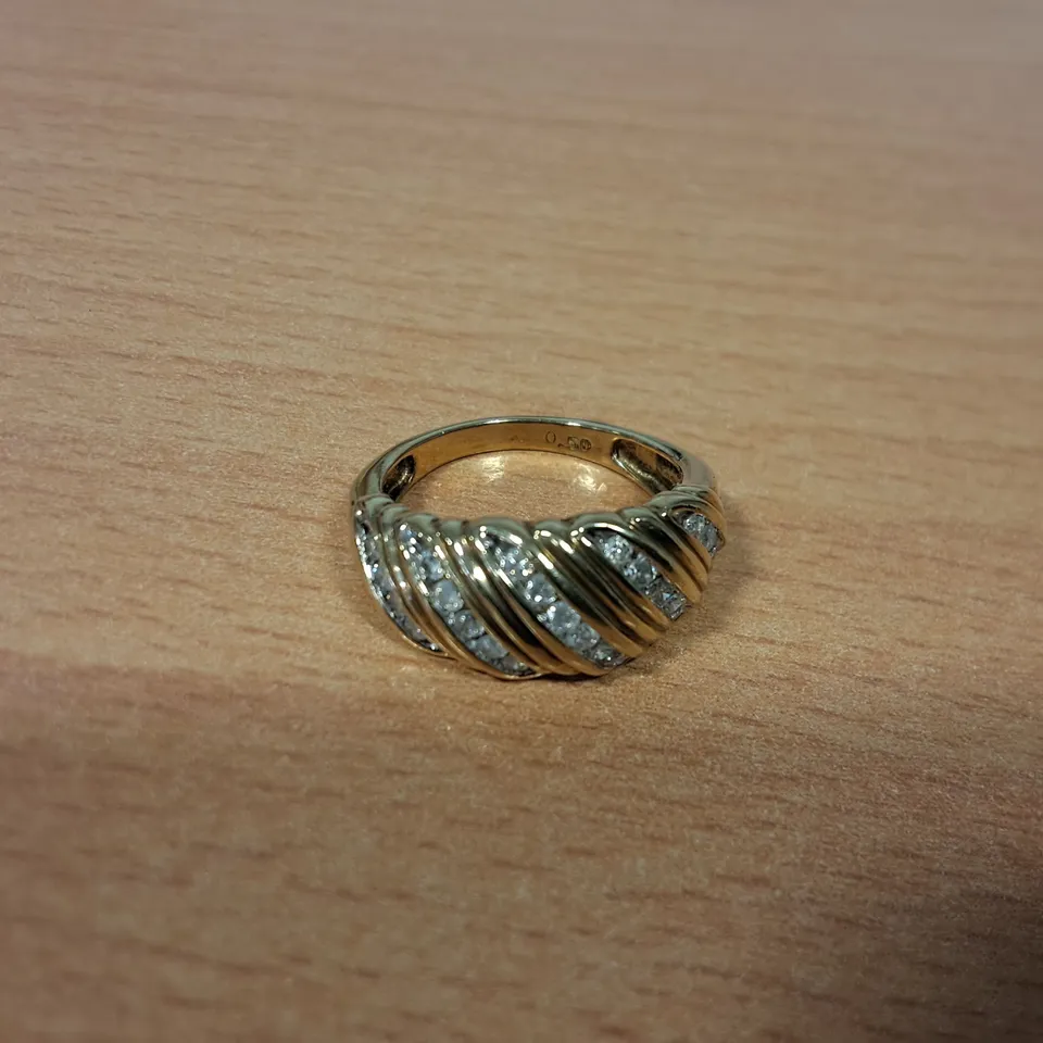 9CT GOLD DRESS RING SET WITH FIVE ROWS OF NATURAL DIAMONDS