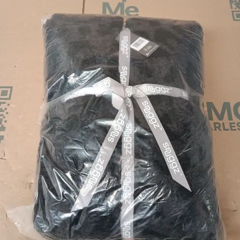 BAGGED SNUGGLZ LEOPARD LITE ZIP THRU HOUSECOAT IN BLACK - O/S