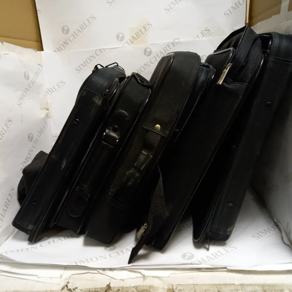 LOT OF 6 ASSORTED LAPTOP CARRYING CASES