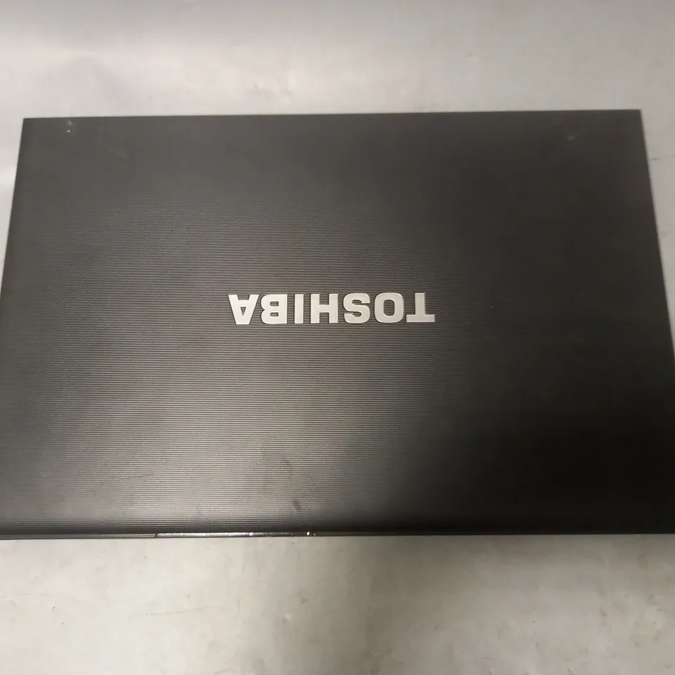 TOSHIBA TECRA R950 CORE I5 VPRO LAPTOP