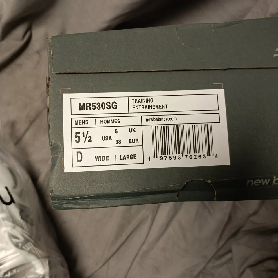 New Balance MR530SG Training Shoes – Men's, UK 5, White/Grey