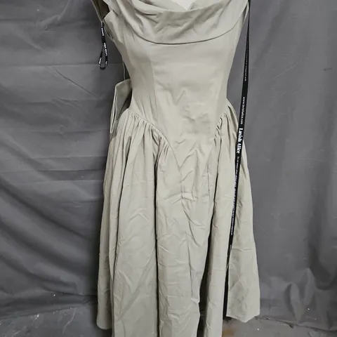 LAVISH ALICE STRUCTURED CORSET BACK DRESS IN SAGE SIZE 6