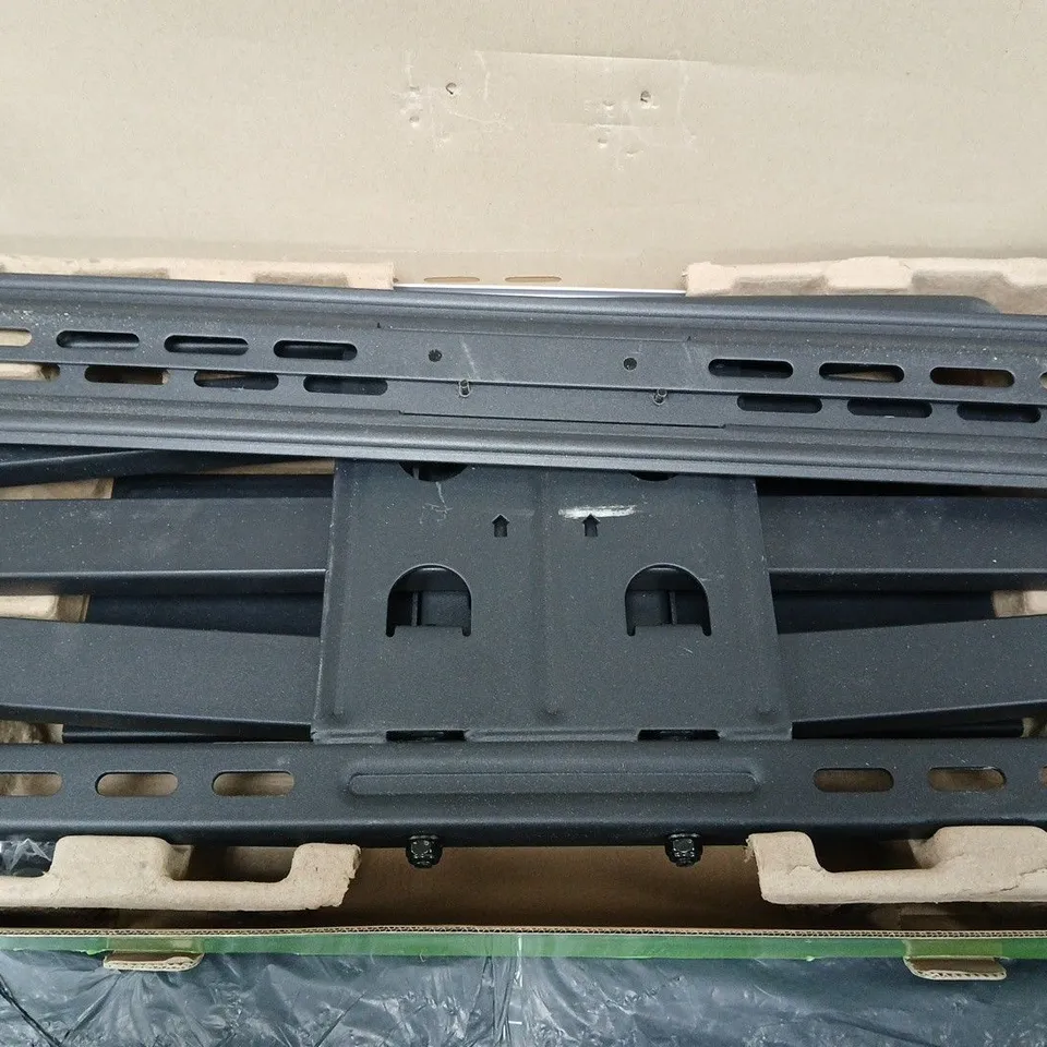 BOXED SANUS VUEPOINT FULL-MOTION TV WALL MOUNT - 42-86"