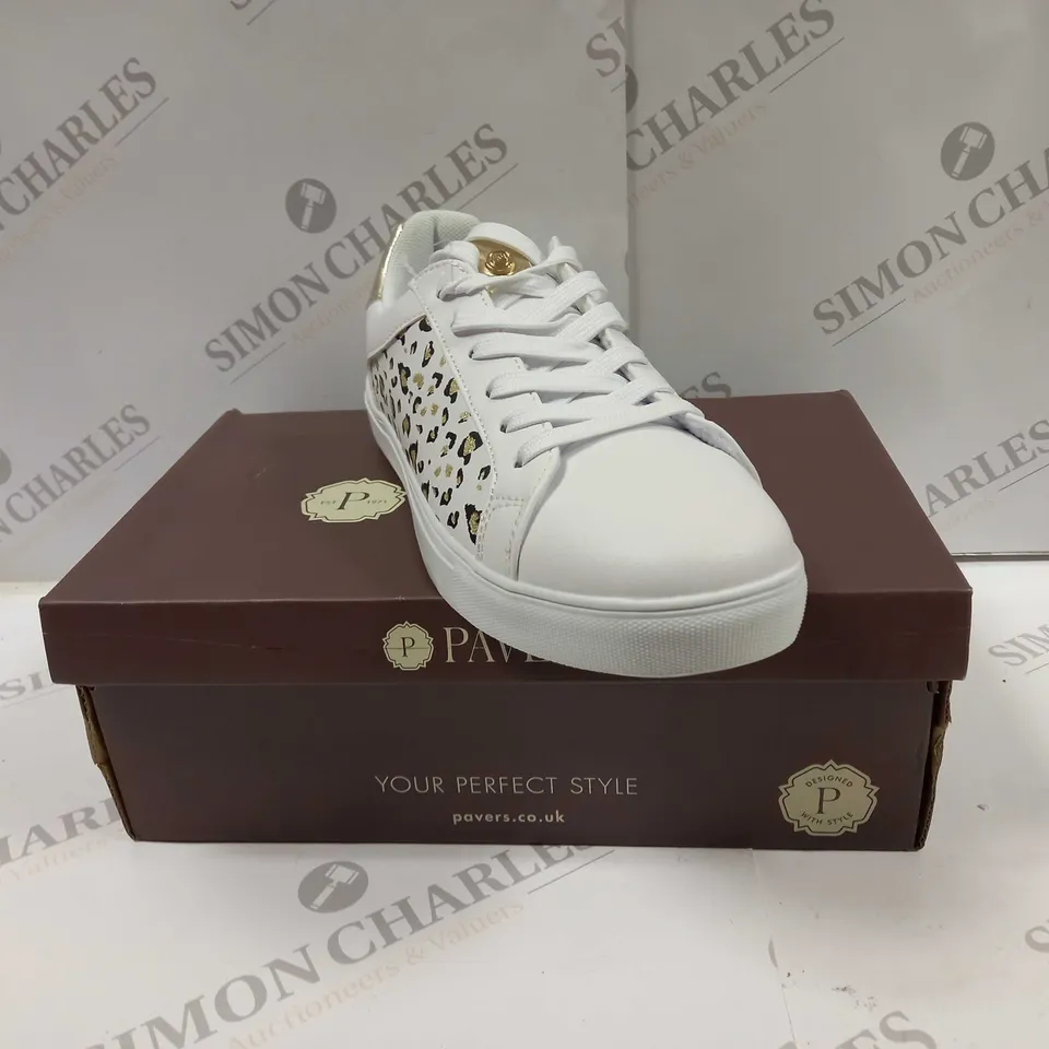 BOXED PAIR OF PAVERS BELLISSIMO SHOES UK SIZE 7 