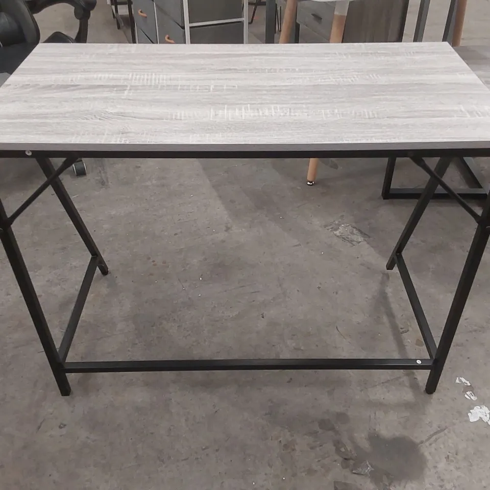 BROOKLYN DESK - GREY WOOD