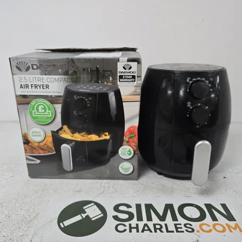 DAEWOO 2.5 LITRE COMPACT AIR FRYER – BOXED