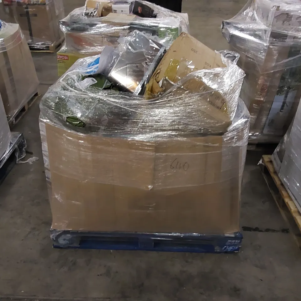 PALLET OF APPROXIMATELY 29 ELECTRONIC AND HOUSEHOLD ITEMS TO INCLUDE 