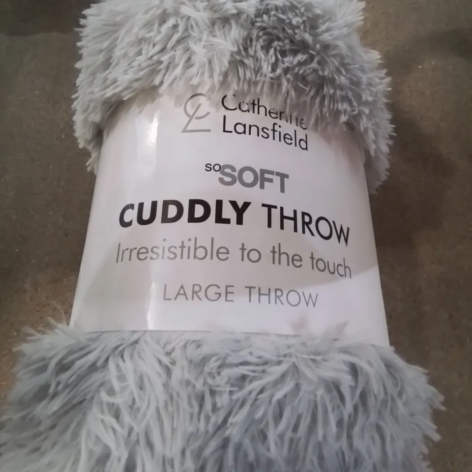 CATHERINE LANSFIELD CUDDLY THROW LARGE THROW 