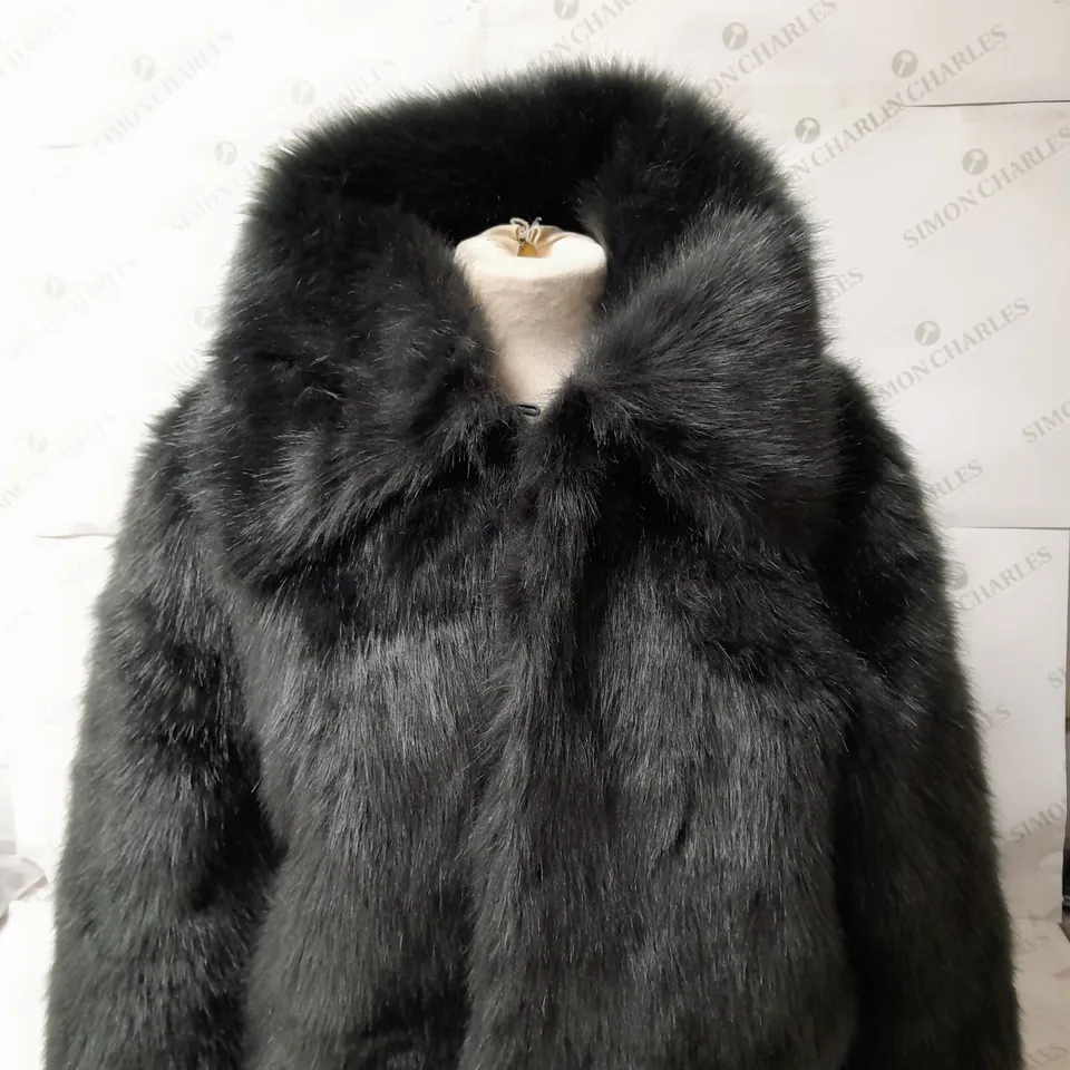 NEW LOOK FAUX FUR COAT SIZE M 