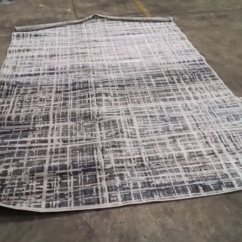 QUALITY DESIGNER AREA RUG - APPROXIMATELY 290X200