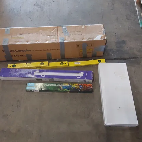 PALLET OF ASSORTED ITEMS INCLUDING: POP-UP CANOPY, RETRACTABLE SAFETY GATE, KITCHEN TAPS, AQUARIUM LIGHT, SPIRIT LEVEL ECT