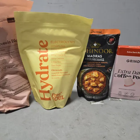 APPROXIMATELY 8 ASSORTED FOOD ITEMS TO INCLUDE - GRIND EXTRA DARK COFFEE PODS , PROTEIN CHOCOLATE ETC