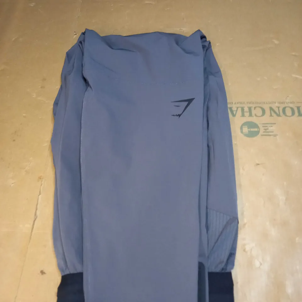 GYMSHARK TRANING PANTS SIZE UNSPECIFIED