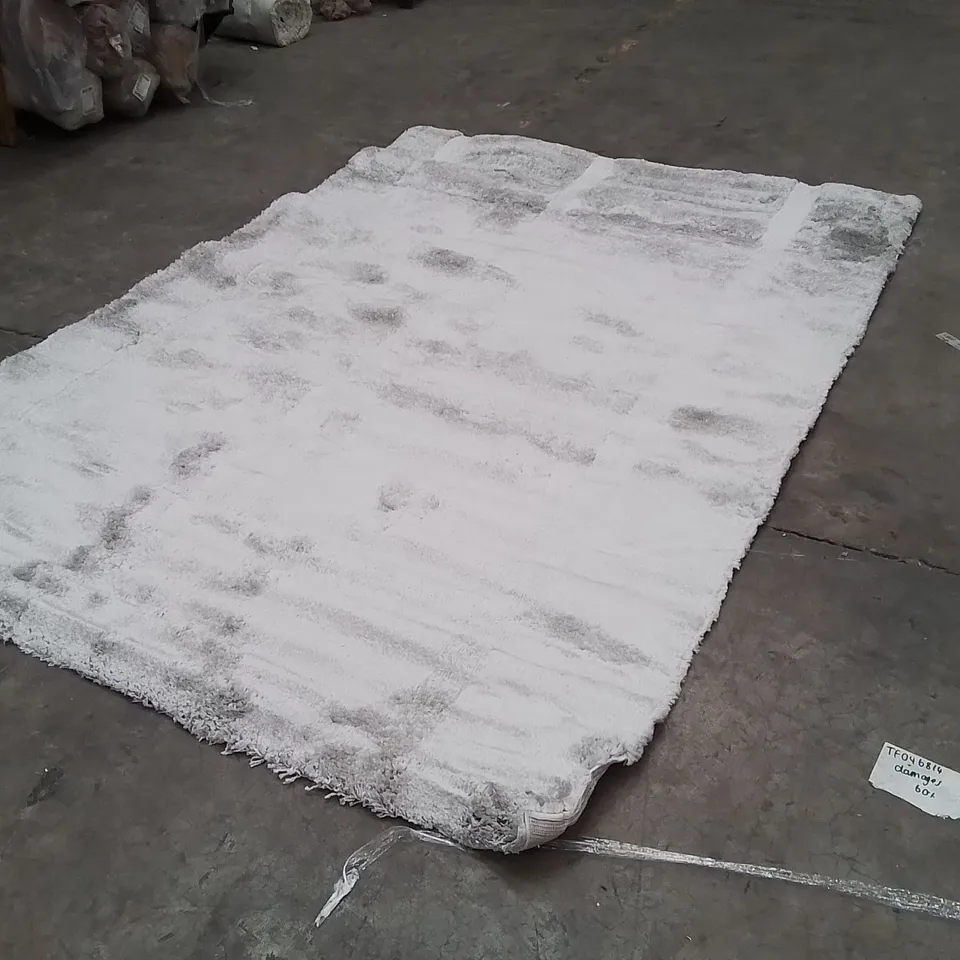 QUALITY DESIGNER AREA RUG - APPROXIMATELY 200x290cm