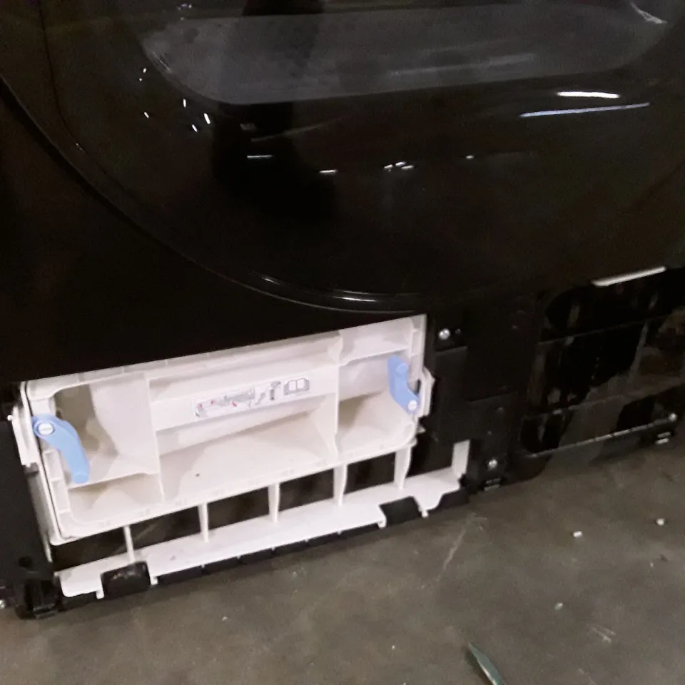 RUSSELL HOBBS RH8CTD111B 11 SERIES, 8KG CONDENSER DRYER IN BLACK