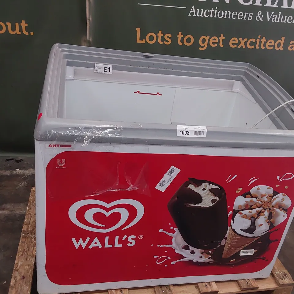 MEDIUM WALL'S ICE CREAM CHEST FREEZER (NO LID)