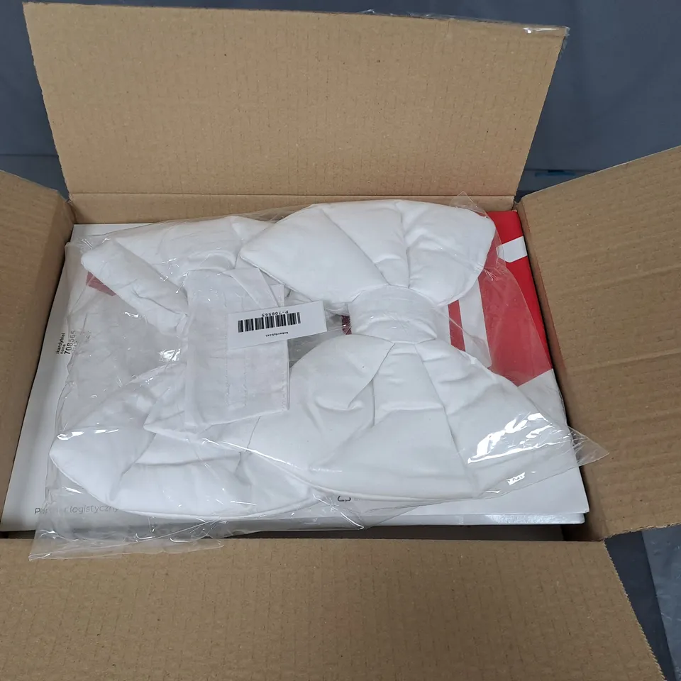 BOX OF APPROXIMATELY 6 PRAM OR COT QUILTED BOWS - WHITE