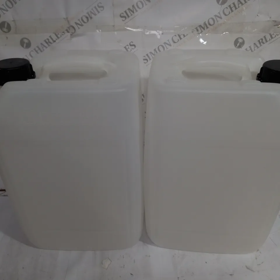  SET OF 2 UNBRANDED STORAGE WATER CANS - SIZE UNSPECIFIED