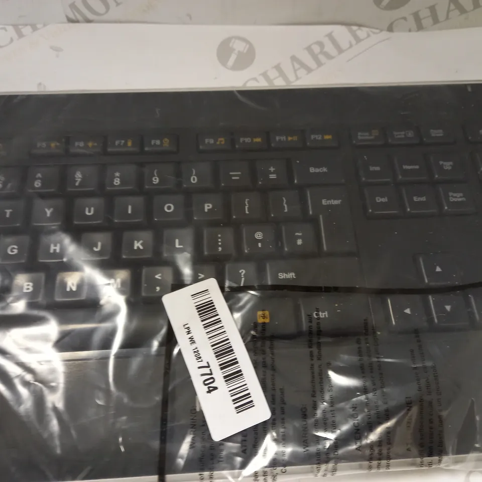 LOGITECH K800 ILLUMINATED WIRELESS KEYBOARD 