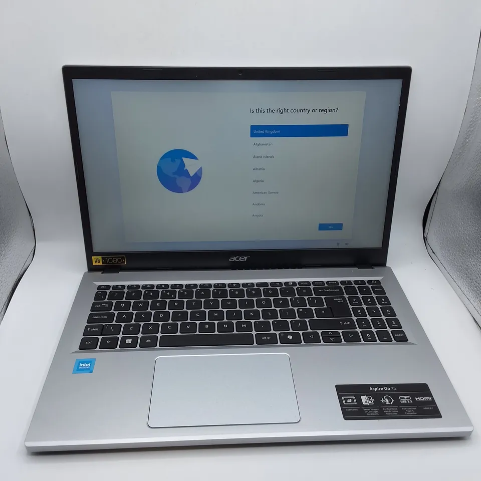 UNBOXED ACER ASPIRE GO 15 INTEL LAPTOP IN SILVER - N23Q23