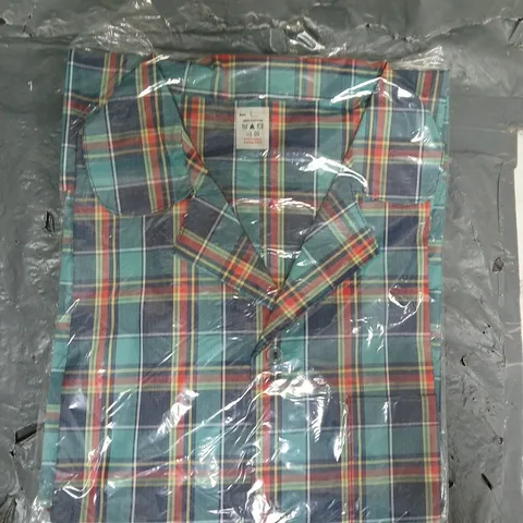 BOX OF APPROXIMATELY 60 MEN'S CHECK NIGHT SHIRTS IN GREEN SIZE LARGE - COLLECTION ONLY