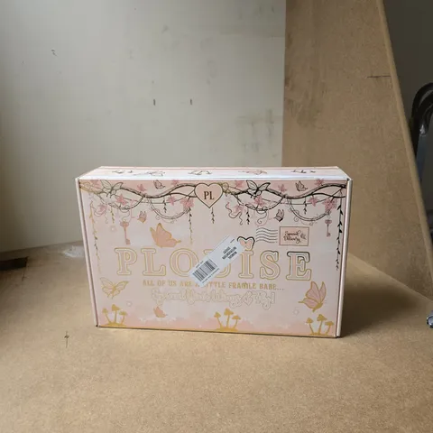 BOXED PLOUISE SPREAD YOUR WINGS & FLY COSMETIC BOX