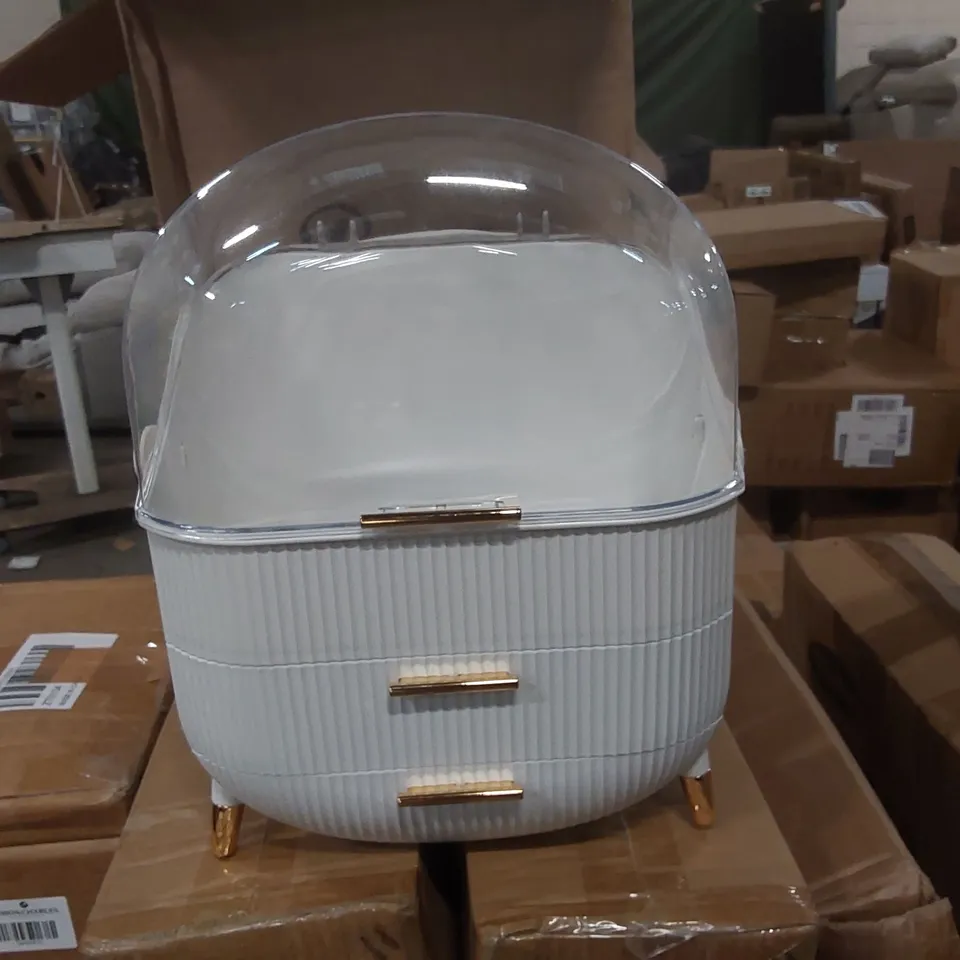 BOXED BTGGG COSMETIC ORGANISER 