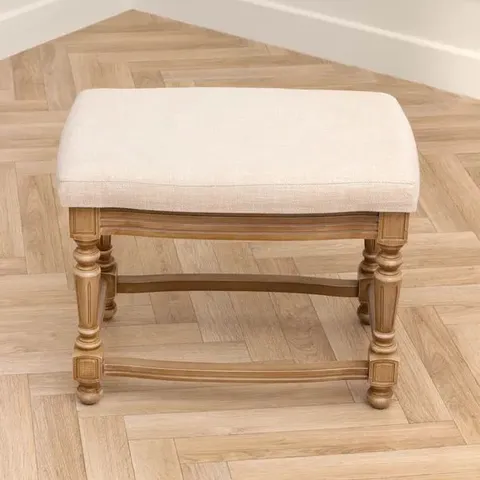 BOXED ELOISE FOOTSTOOL FRAME OAK