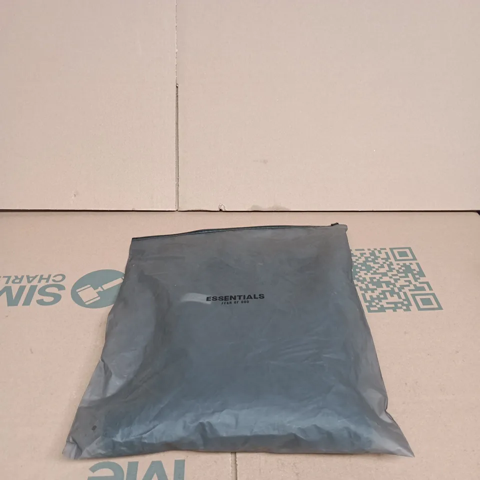 ESSENTIALS FEAR OF GOD 1977 IRON XS SIZE JOGGERS BAGGED