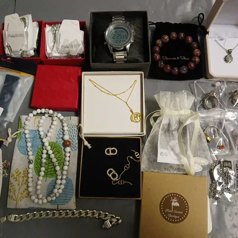 LOT OF ASSORTED JEWELLERY AND WATCH ITEMS TO INCLUDE SHIMMER & SHINE , ORELIA AND SKMEI