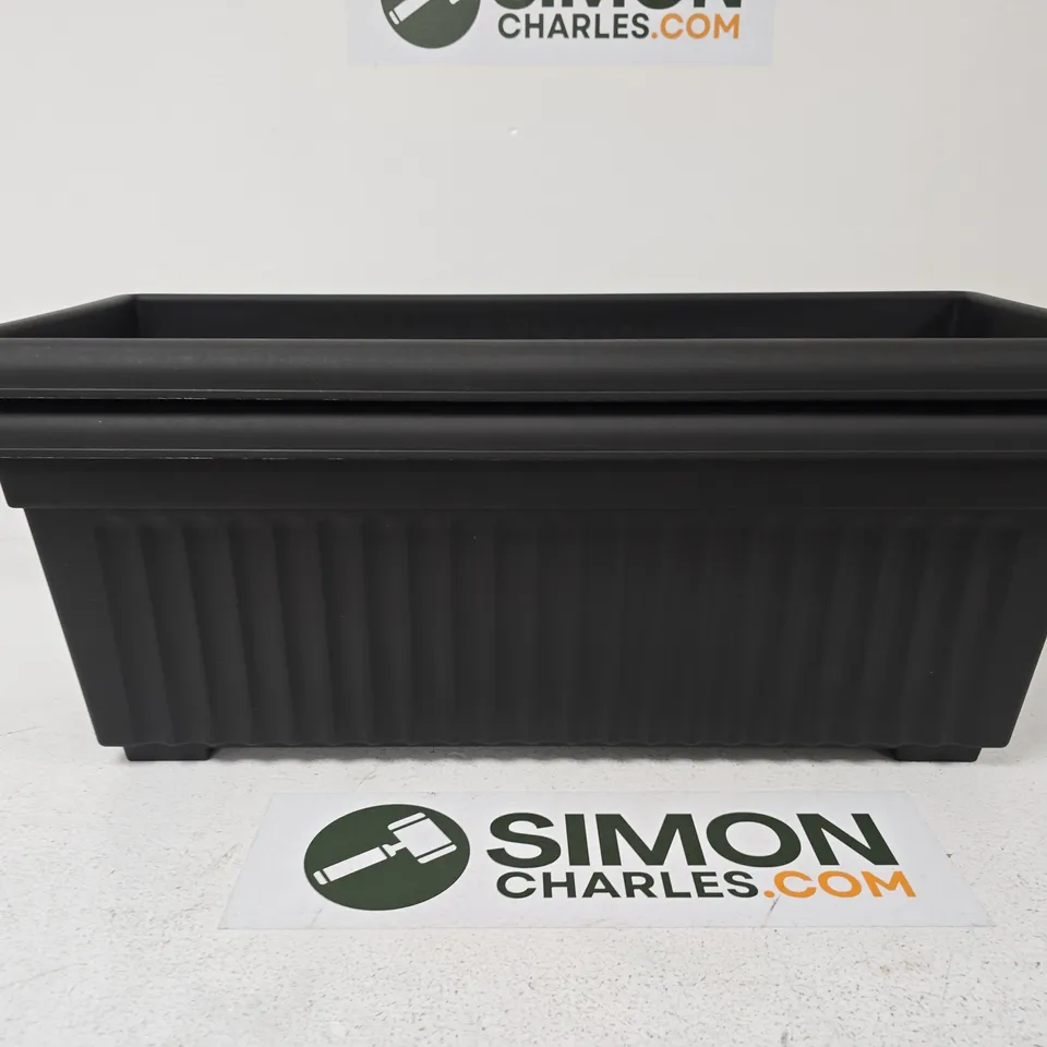 2X RECTANGULAR BLACK PLASTIC GARDEN PLANTER BOX, RIBBED EXTERIOR