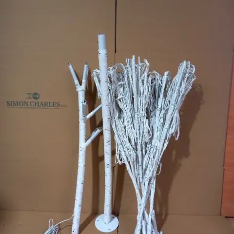 SANTA'S BEST 7FT PRE-LIT INDOOR OUTDOOR WILLOW TREE