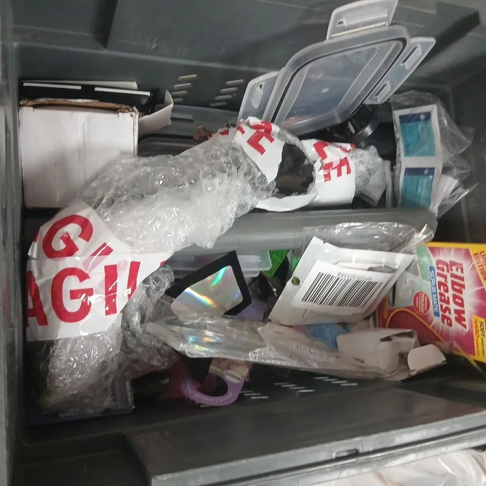 ASSORTED TOOLS & HARDWARE LOT: HOT GLUE STICKS, PADLOCK, WIPES, GLOVES, AIR FRESHENERS