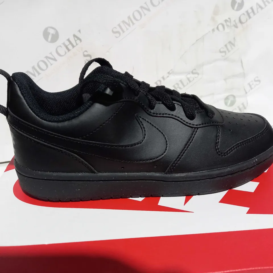 BOXED BLACK AIR FORCE 1 - UK SIZE 3.5